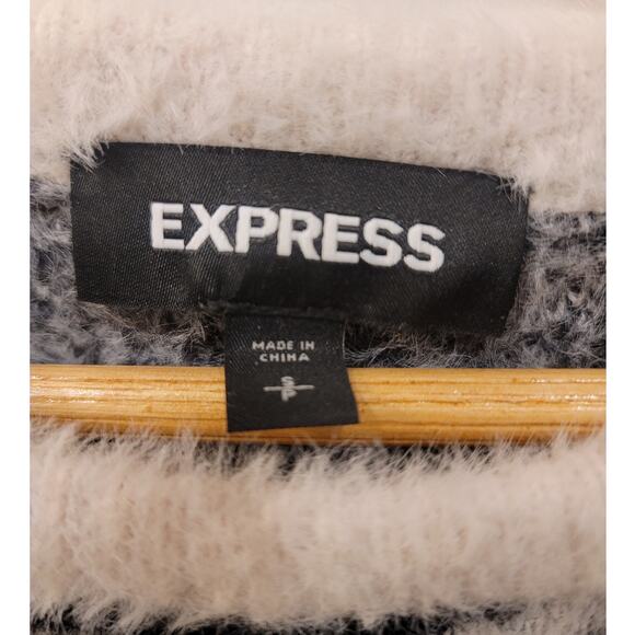 Express Zebra Sweater - Picture 3 of 6